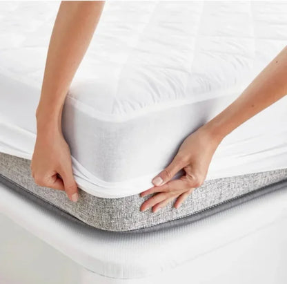 Pikolin Waterproof Mattress Protector 135 (NEW)