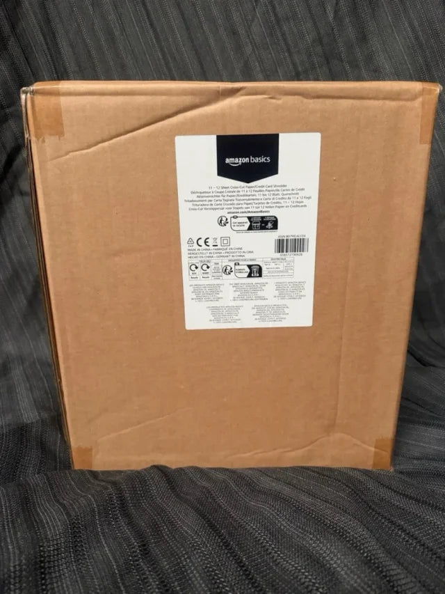 Trituradora de Papel de Corte Cruzado Amazon Basics (Capacidad 12 Hojas)