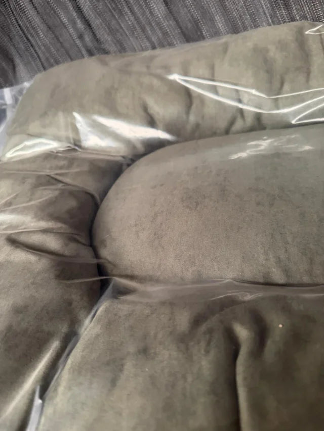 Dog Bed 77x60cm NEW2 units €10