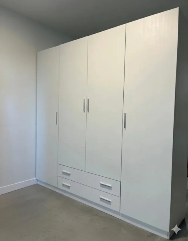 Armario de Gran Capacidad de 4 Puertas y 2 Cajones (200×200×50 cm)