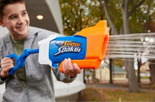 Lanzador de Agua Nerf Super Soaker Rainstorm