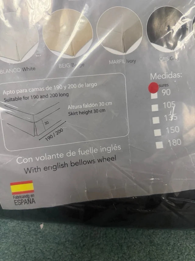 Cubre Canapé con Fuelle Inglés Martina Home (Modelo Canada) – Negro (Cama de 90)