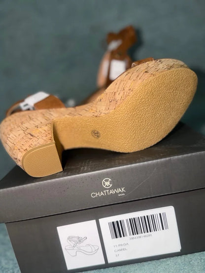 Camel Sandals 37 NEW!