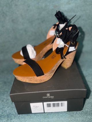 Black Sandals Size 37 NEW!