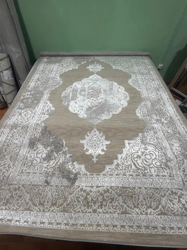 Elegant Carpet 160x200cm NEW!